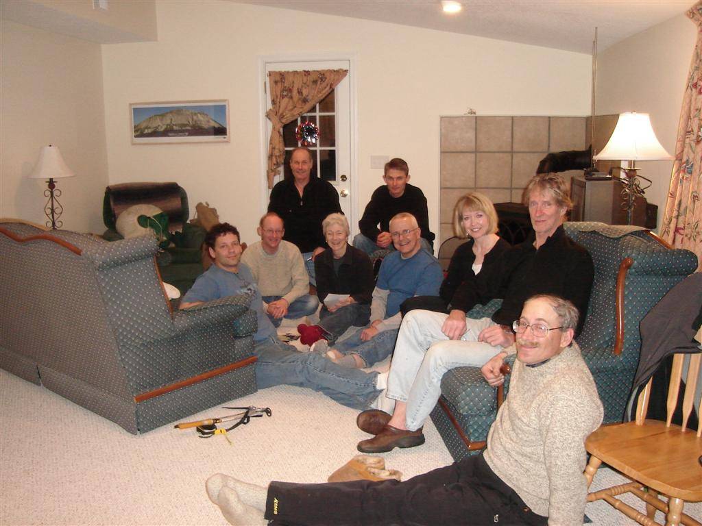 crew0000.jpg