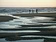 033 Beach walk.jpg 033 Beach walk.jpg